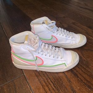 Nike Blazer 77 Infinite (Pink and Green)